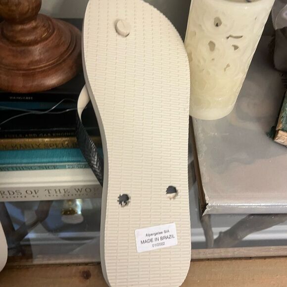 Havaianas Stranger Things Thong Flip Flops Size 13 Eur 47/48 Netflix. NWT photo - Picture 3 of 7